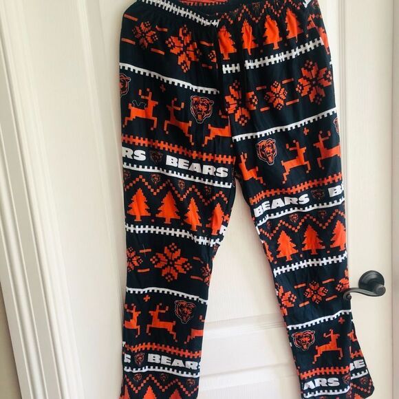 NWT Chicago Bears NFL Crew Neck Pajamas Set Tshirt & Pants Set‎ Size Medium Men - Picture 8 of 10